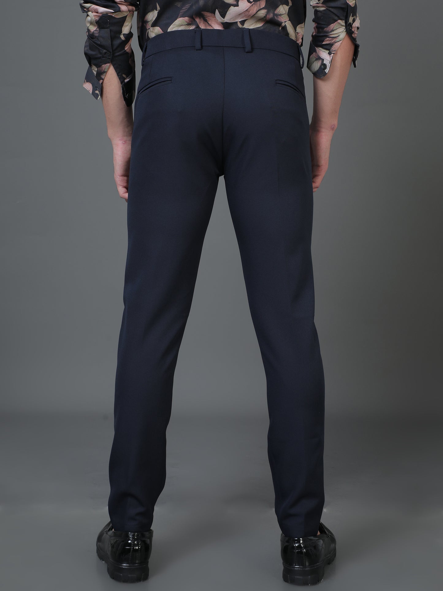 Late-night Rendezvous - Royal blue