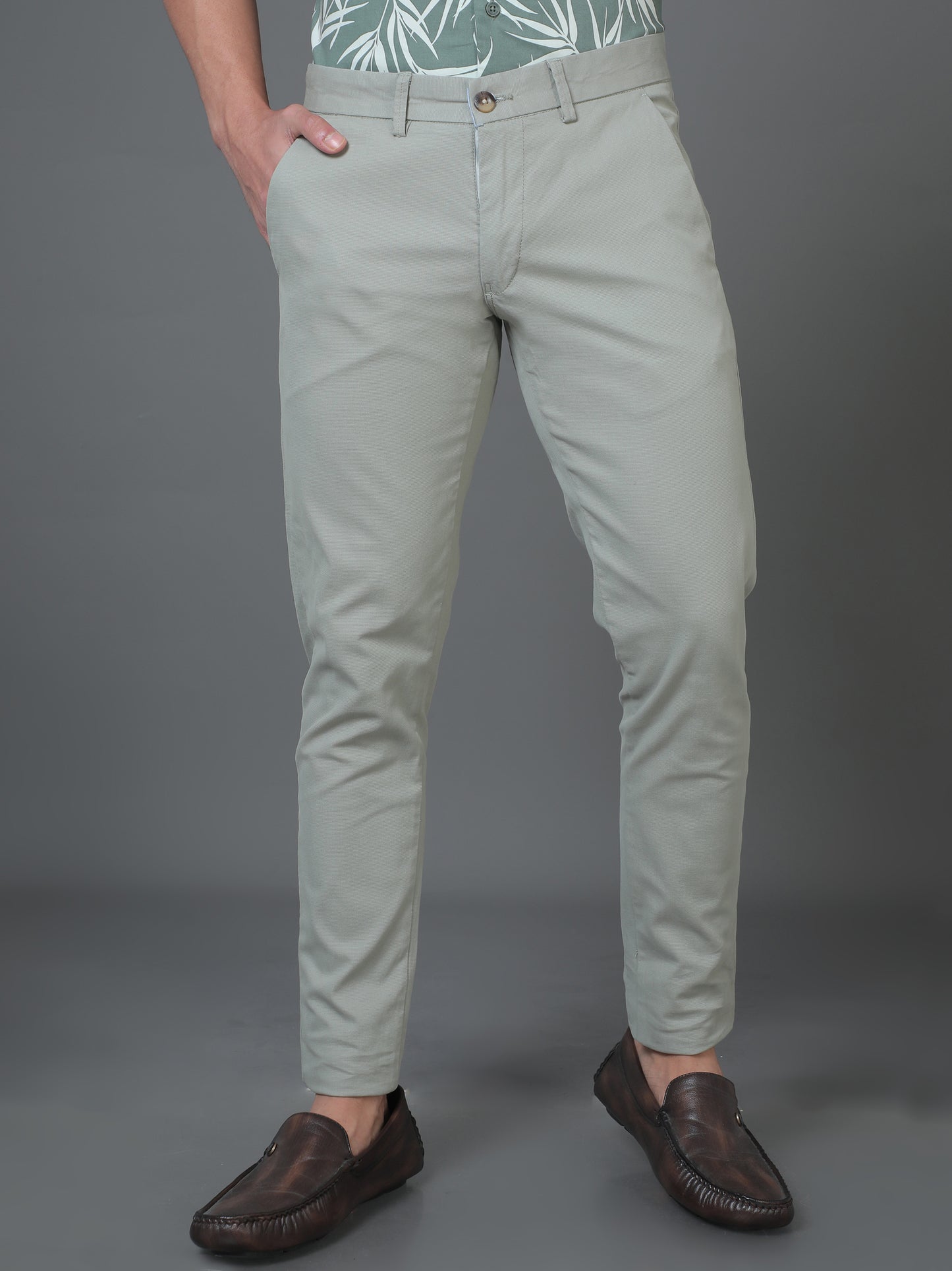 Late-night Rendezvous - Sage green