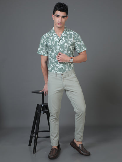 Late-night Rendezvous - Sage green