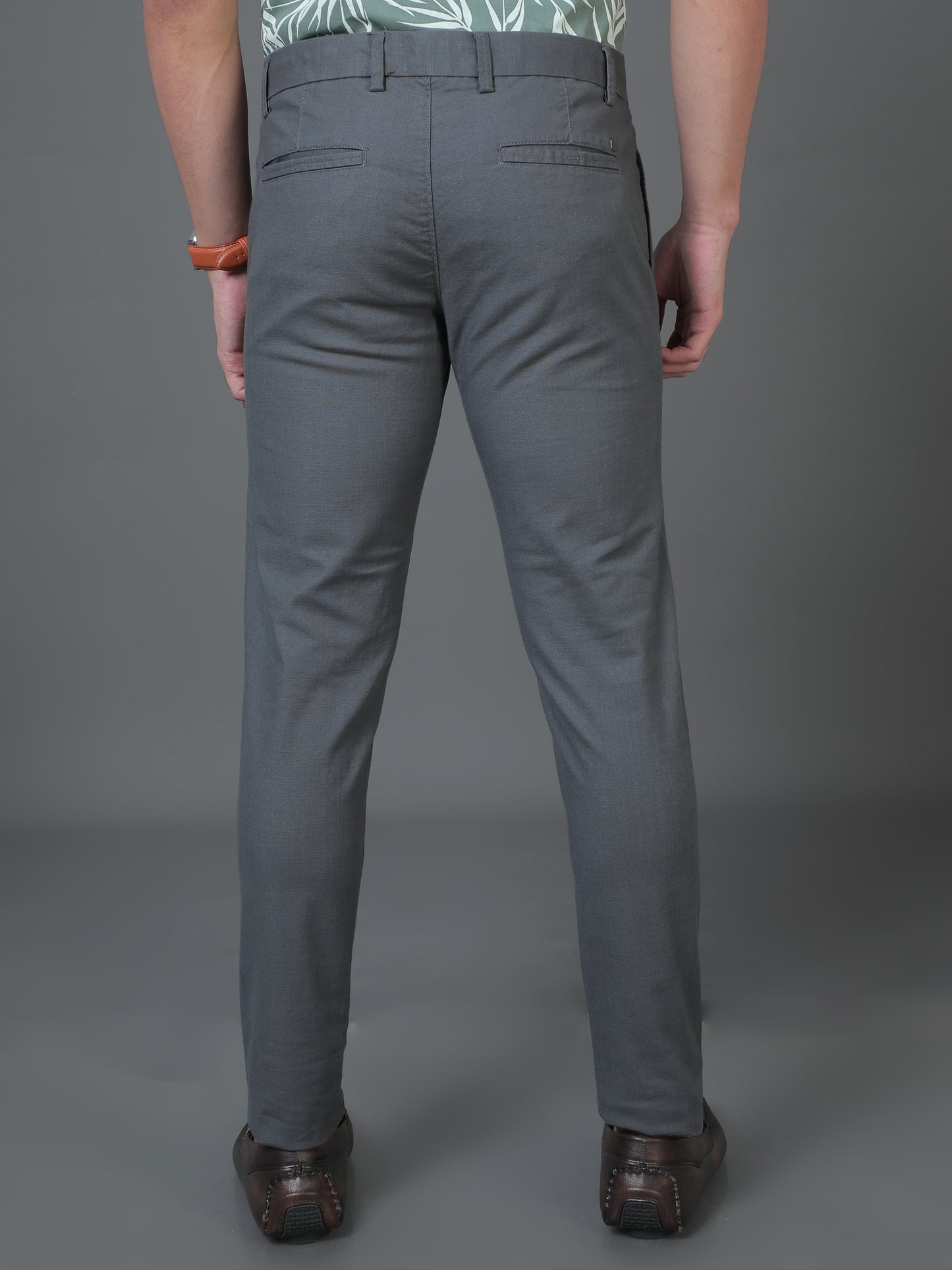 Late-night Rendezvous - Grey